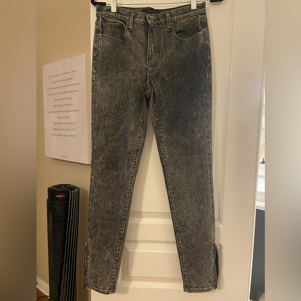 Genetic Striped Jeans with Zip ankle